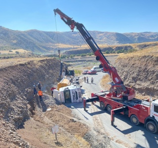 Adıyaman’da Kamyon Kazası: Hafif Yaralanma