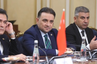 Ak Parti Manisa Milletvekili Murat Baybatur'dan yeni konut projesi