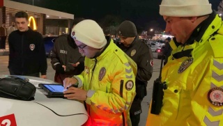 Aksaray'da ehliyetsiz araç kullanan 17 yaşındaki gence yüksek ceza