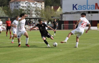 Altınordu Advances to TFF 2. Lig Play-Off 2nd Round After Draw with Kastamonuspor