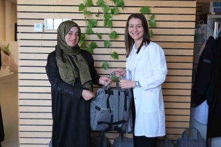 Annelere ve Anne Adaylarına Destek Veren Kocaeli Büyükşehir Belediyesi