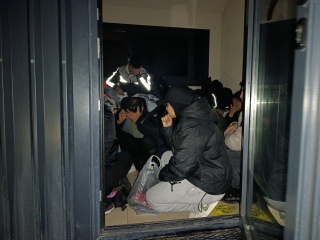 Ayvacık’ta Kaçak Göçmen Operasyonu