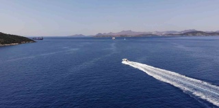 Bodrum'da Gezi Teknesinde Yaralanan Personelin Kurtarılma Operasyonu