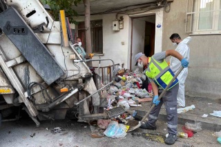 Bornova'daki Çöp Ev Dramı Son Buldu