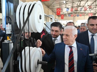 Bursa Büyükşehir Belediyesi Tarım Plast Fabrikası'nda Sulama Boruları Üretiyor