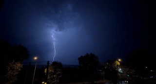 Bursa'da Geceyi Aydınlatan Şimşekler