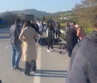 Bursa'nın Yenişehir ilçesinde meydana gelen motosiklet kazası