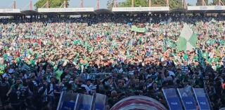 Bursaspor Kulübü Başkanı Enes Çelik, Bornova 1877 Maçı Sonrası Kupa Törenini Açıkladı
