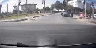 Çanakkale’de yol verme kavgası çıkaran maganda yakalandı