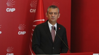 CHP ve Zafer Partisi Liderleri Arasında Kritik Görüşme