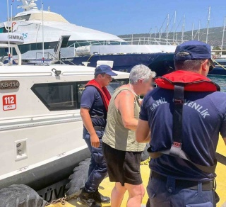 Denizde Rahatsızlanan Vatandaşların Tıbbi Tahliyesi