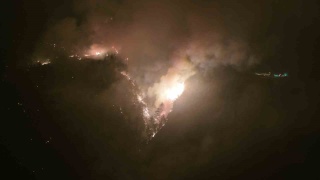 Denizli'deki Yangının Zorlu Mücadelesi