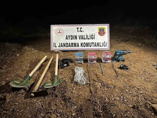 Didim'de Tarihi Eser Kaçakçılarına Suçüstü Operasyonu