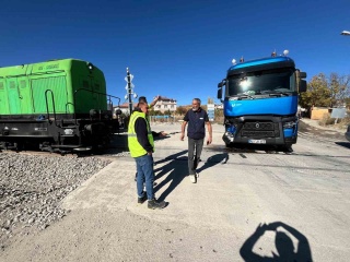 Doğanşehir'de Hemzemin Geçitte Tren Kazası