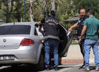 Dolandırıcı Polisi Taklit Eden Şahıs Nazilli'de Yakalandı
