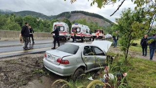 Dolu Yağışı Sonucu Meydana Gelen Trafik Kazası Düzce'de