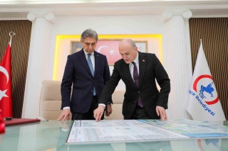 Düzce Belediyesi Projelerinde AK Partili Mustafa Demir’den Tam Not