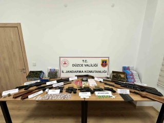 Düzce'de Narkotik Operasyonuyla Yakalanan Suç Ağı