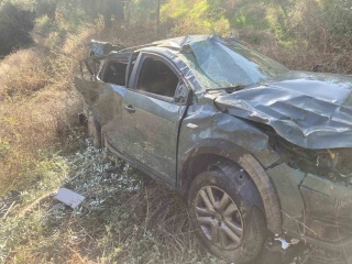 Efeler'de Feci Kaza: Uçurumdan Kurtarılan Kadın Sürücü