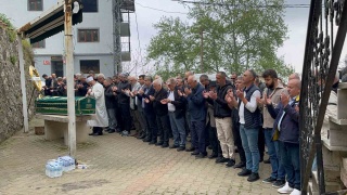 Elbruz Dağı'nda Hayatını Kaybeden Türk Dağcılar Anısına