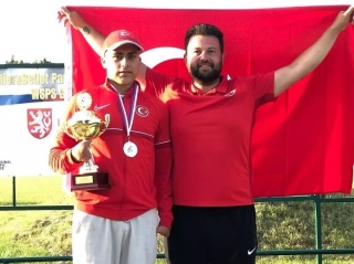 Engelleri Aşarak Altın Madalya: Muaz Erdem Madran’ın Başarı Hikayesi