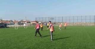 Eskişehir'de Genç Sporcuların Futbol Heyecanı