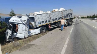 Eskişehir'de Kamyonet Şarampole Sürüklendi: 1 Yaralı