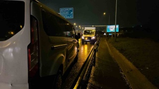 Eyüpsultan'da Sağanakta Zincirleme Kaza: 7 Araç Birbirine Girdi