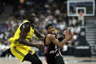 Fenerbahçe'ye Ağır Darbe: Jilson Bango'nun Sakatlık Haberi