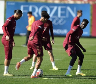 Galatasaray-Trabzonspor Maçı Öncesi Son Hazırlıklar