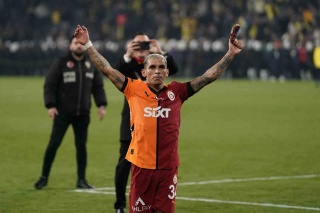 Galatasaray'ın Derbi Tecrübesi ve İlklerin Heyecanı