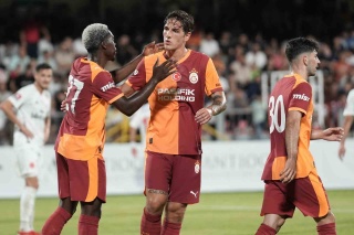 Galatasaray'ın Strasbourg ile Karşılaşması