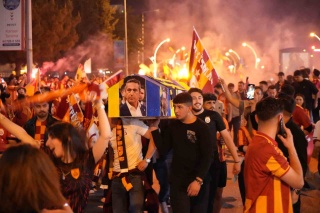 Galatasaraylı Taraftarların Şampiyonluk Kutlamaları