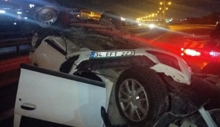 Gece Saatlerinde Sancaktepe'de Kaza: Hız ve Çarpışma