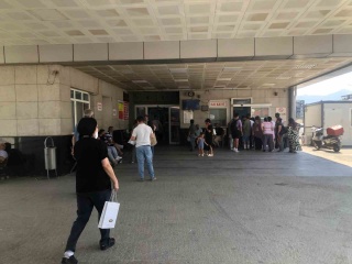 Gece Vardiyasında Mide Bulantısı: İzmir'deki Fabrikada Yemekten Sonra Hastane Koşusu