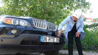 Giresun Sokaklarında Anlamlı Plaka: '06 RTE 06'