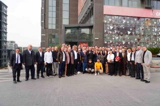 Gürsel Tekin'den CHP'de Demokratik Dönüşüm Hamlesi