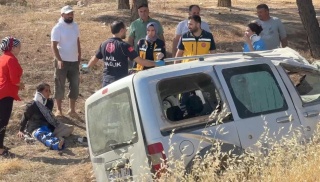 Halfeti Yolunda Kaza: 6 Kişi Yaralandı