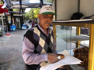 Hayat Mücadelesi: Akciğer Kanseri Simitçinin Azmi