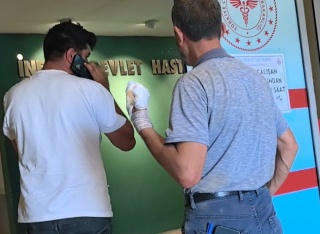 İnegöl'de Talihsiz Kaza: Parmakları Parçalanan Adam