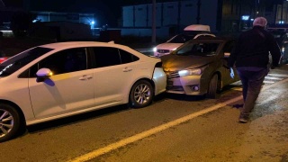 İnegöl'de Zincirleme Trafik Kazası: 5 Kişi Yaralandı