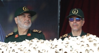 İran'da Yeni Atamalar: Üst Düzey Komutanların Yerine Gelen İsimler