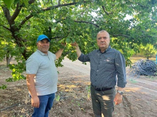 Isparta'daki Çiftçinin Zirai Don Mücadelesi