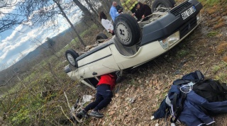 İvrindi'de Tofaş Otomobil Takla Attı