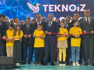 İzmir’de düzenlenen 2. Robokod İzmir Bilişim ve Kodlama Şenliği