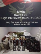 İzmir'de Uyuşturucu Operasyonu: 4.5 Kilo Uyuşturucu Ele Geçirildi