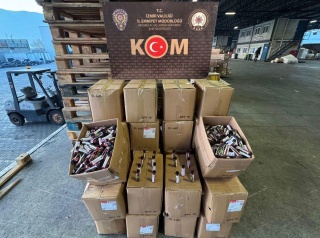Kaçak Üretime Darbe: İzmir, İstanbul ve Bursa'da Dev Operasyon