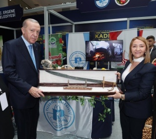 Kadınların Gücü: Başkan Zekiye Tekin ile Yerel Yönetimlerde Zirve