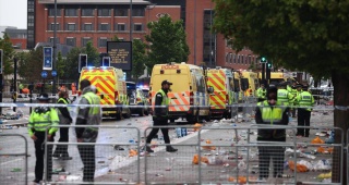 Kalabalığın Arasına Dalan Sürücünün Aracı: Liverpool Şampiyonluk Kutlamalarında Olay