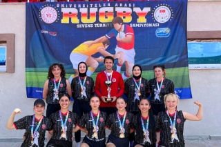 Kastamonu Üniversitesi Kadın Ragbi Takımı Tarih Yazdı